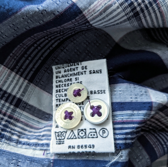 HP🎊🎉Tommy Bahama button down shirt - Picture 14 of 16